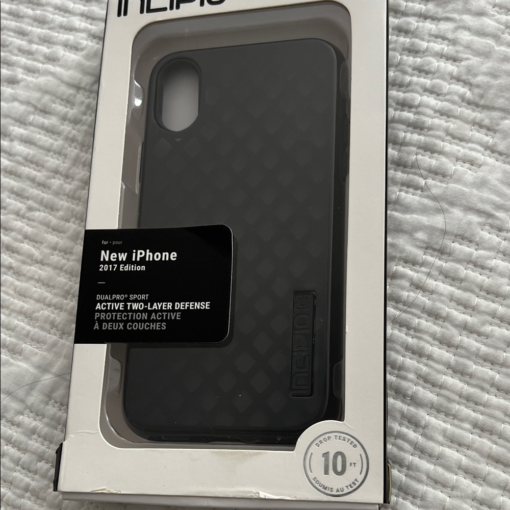 Incipio Black DualPro Sport Two-Layer iPhone Case 2017 edition